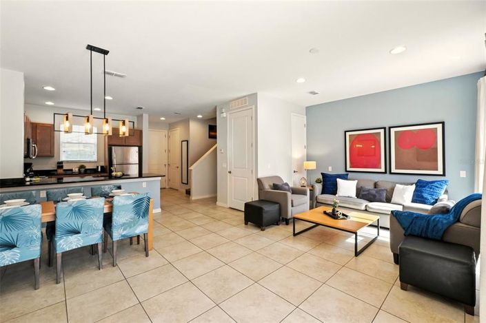 Image No.9-2 Bed Townhouse for sale