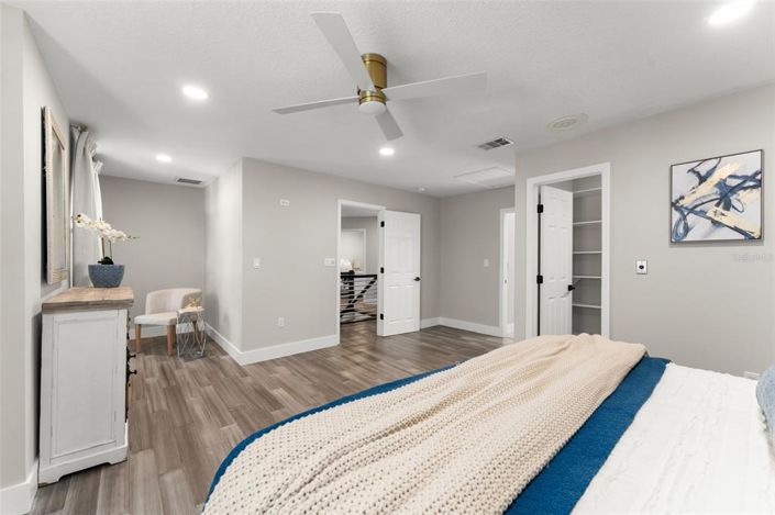 Image No.39-4 Bed Property for sale