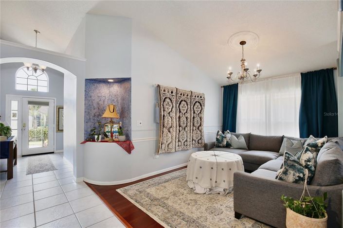 Image No.5-4 Bed Property for sale