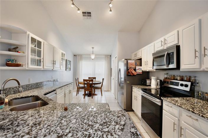 Image No.6-4 Bed Property for sale