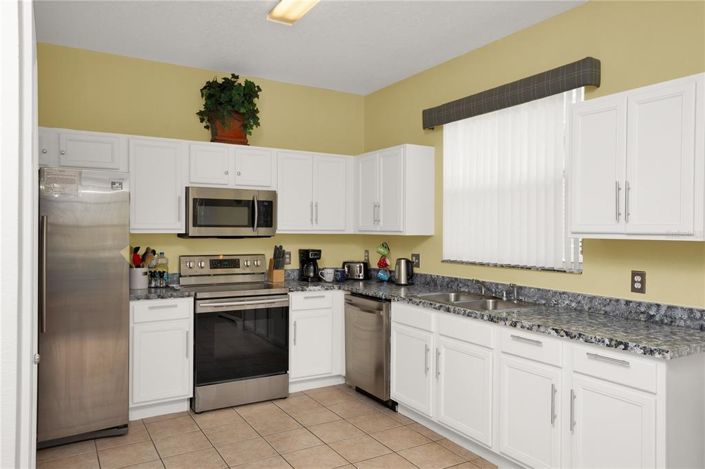 Image No.10-4 Bed Property for sale