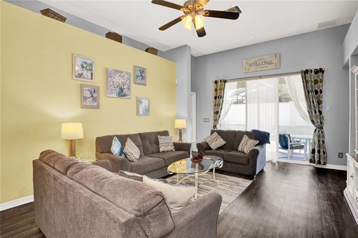 Image No.11-4 Bed Property for sale