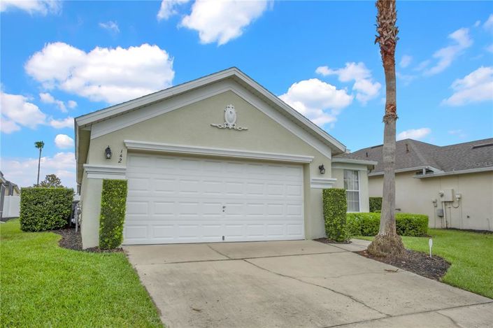 Image No.2-4 Bed Property for sale