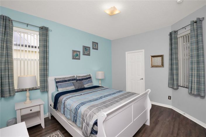 Image No.24-4 Bed Property for sale