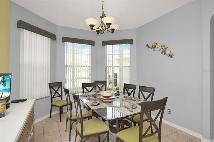 Image No.5-4 Bed Property for sale