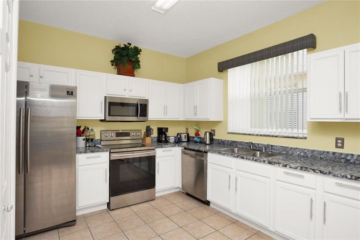 Image No.8-4 Bed Property for sale