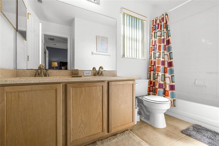 Image No.19-5 Bed Property for sale