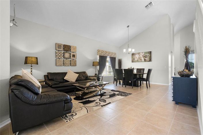 Image No.3-5 Bed Property for sale