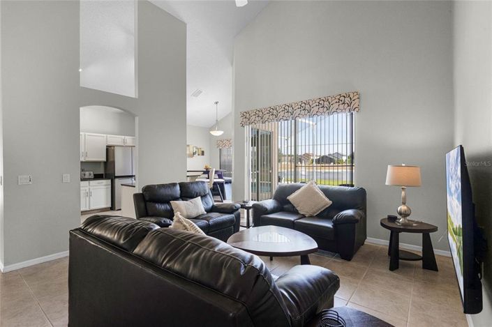 Image No.8-5 Bed Property for sale