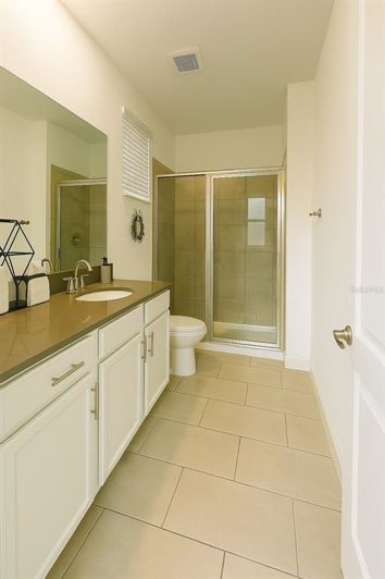 Image No.15-5 Bed Property for sale