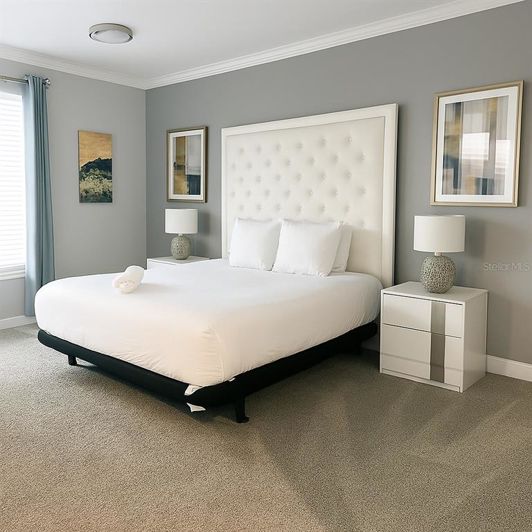 Image No.19-5 Bed Property for sale