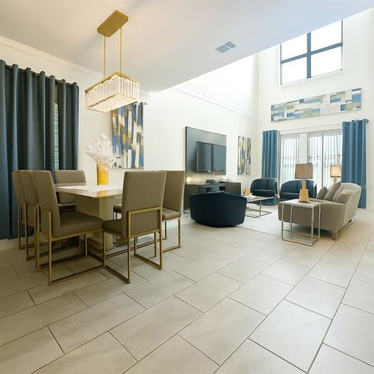 Image No.2-5 Bed Property for sale