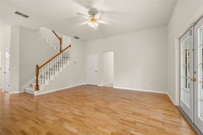 Image No.22-4 Bed Property for sale