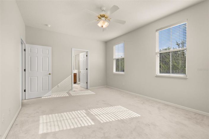 Image No.26-4 Bed Property for sale