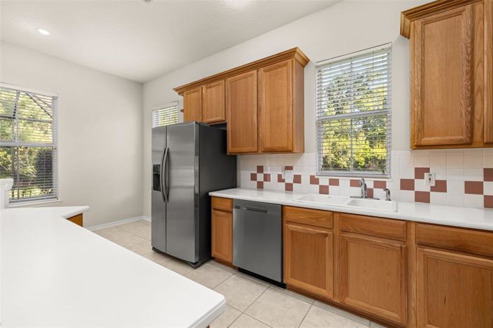 Image No.9-4 Bed Property for sale