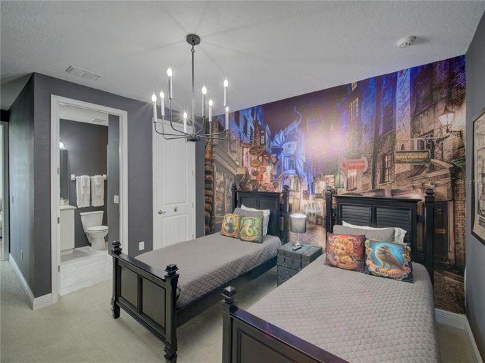 Image No.16-11 Bed Property for sale