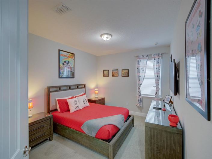 Image No.22-11 Bed Property for sale