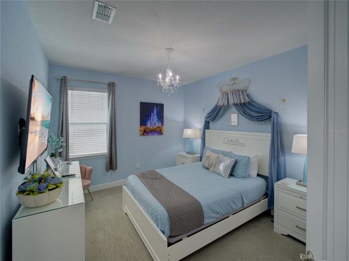 Image No.26-11 Bed Property for sale