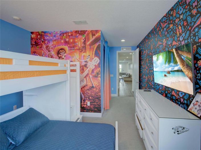 Image No.37-11 Bed Property for sale