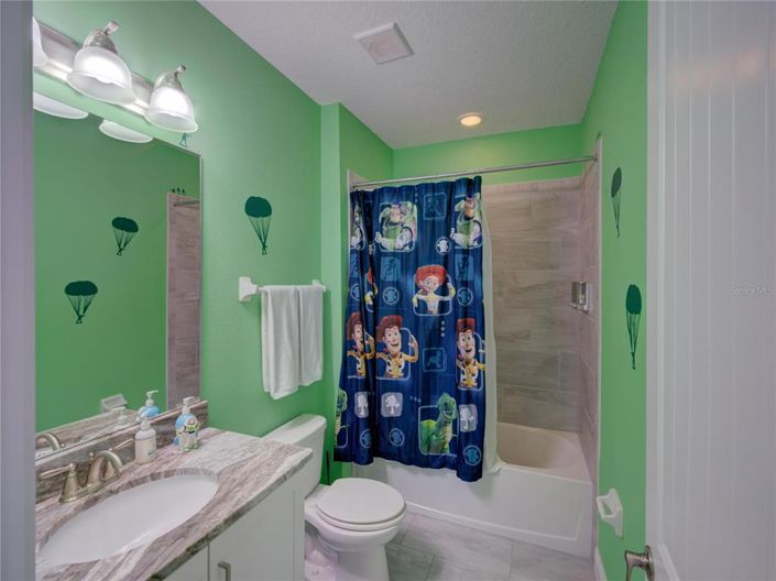 Image No.39-11 Bed Property for sale