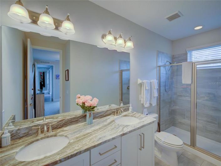 Image No.46-11 Bed Property for sale