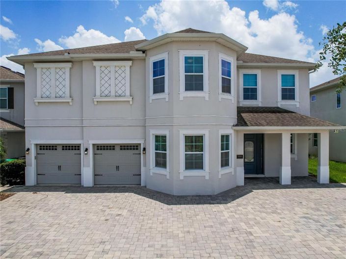 Image No.70-11 Bed Property for sale