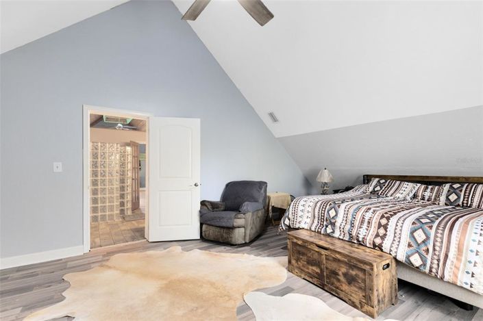 Image No.24-2 Bed Property for sale