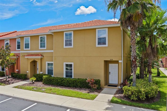 Image No.1-Maison de ville de 3 chambres à vendre à Kissimmee