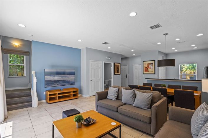 Image No.10-3 Bed Townhouse for sale