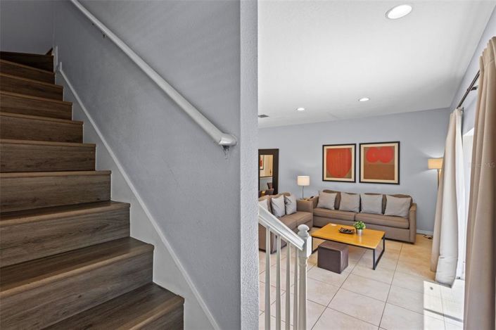 Image No.14-3 Bed Townhouse for sale