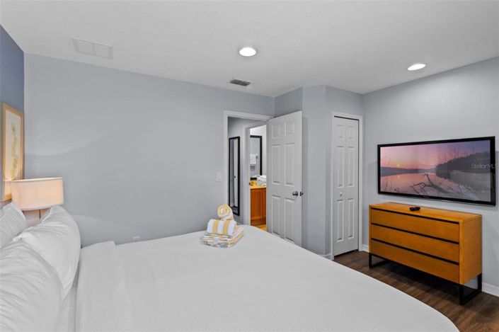 Image No.20-3 Bed Townhouse for sale