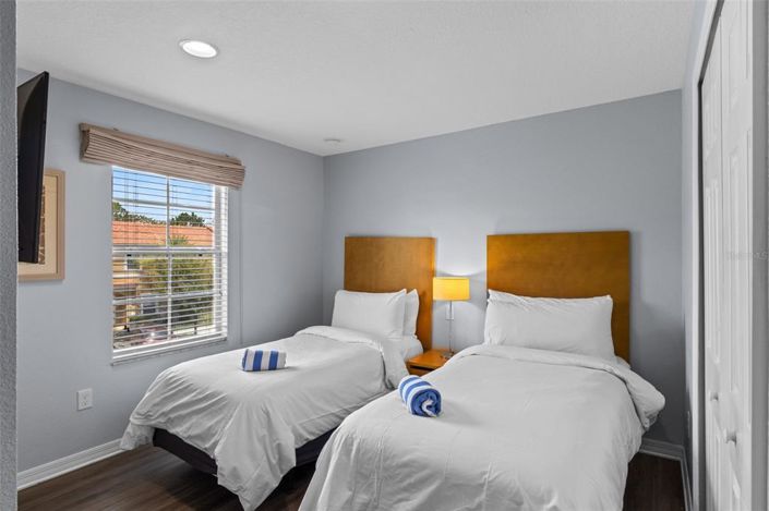 Image No.23-3 Bed Townhouse for sale