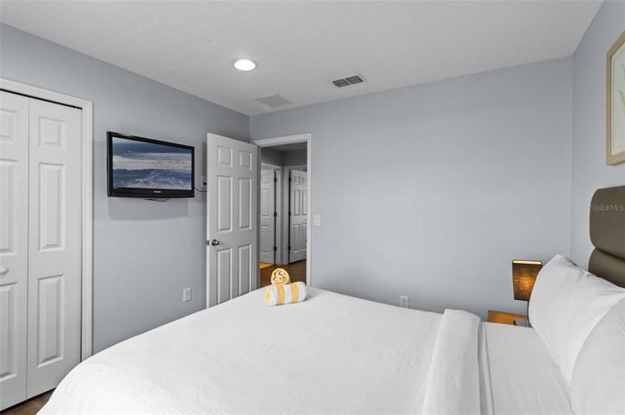 Image No.26-3 Bed Townhouse for sale