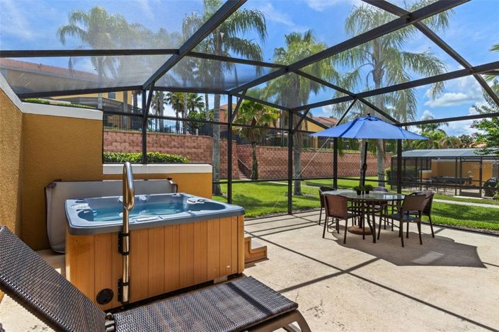 Image No.30-3 Bed Townhouse for sale