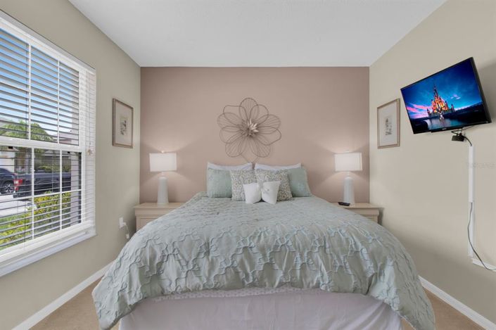 Image No.16-3 Bed Property for sale