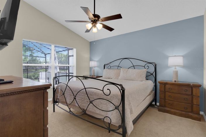 Image No.17-3 Bed Property for sale