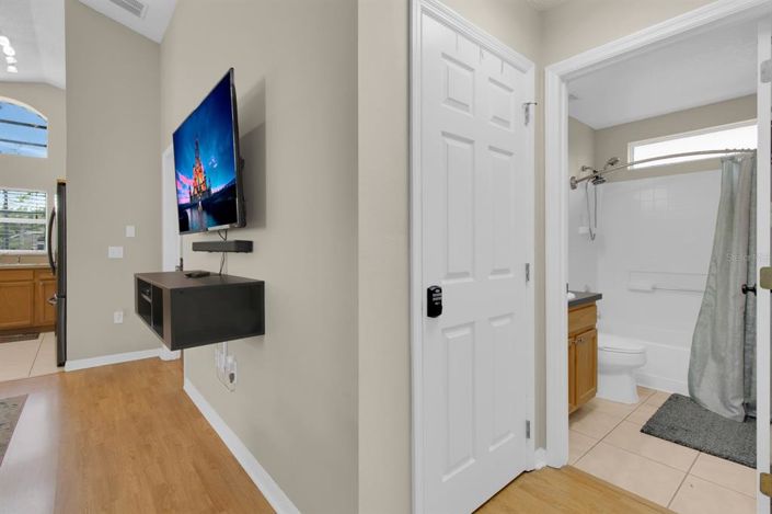 Image No.23-3 Bed Property for sale