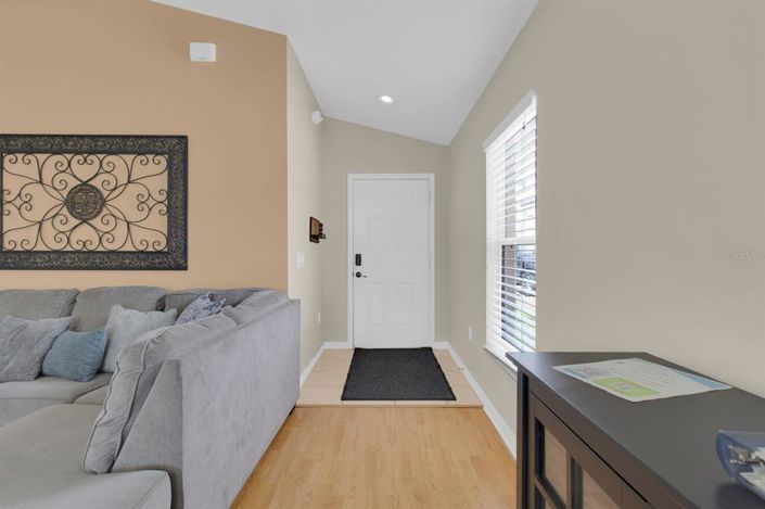 Image No.4-3 Bed Property for sale