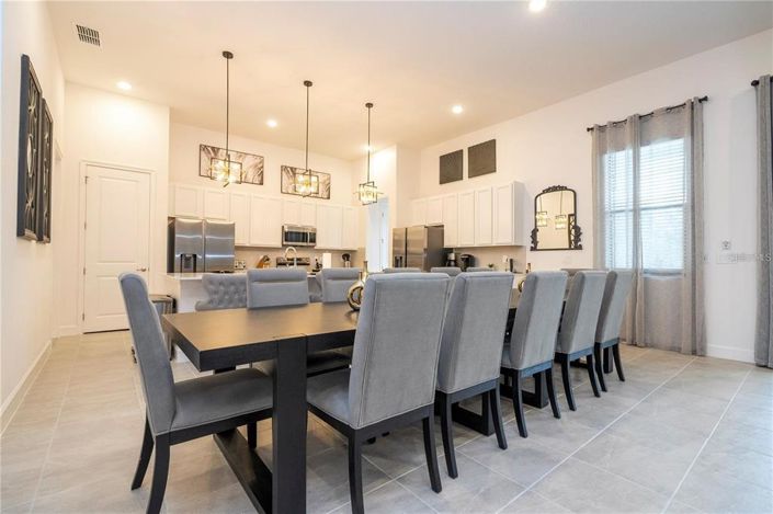 Image No.24-11 Bed Property for sale