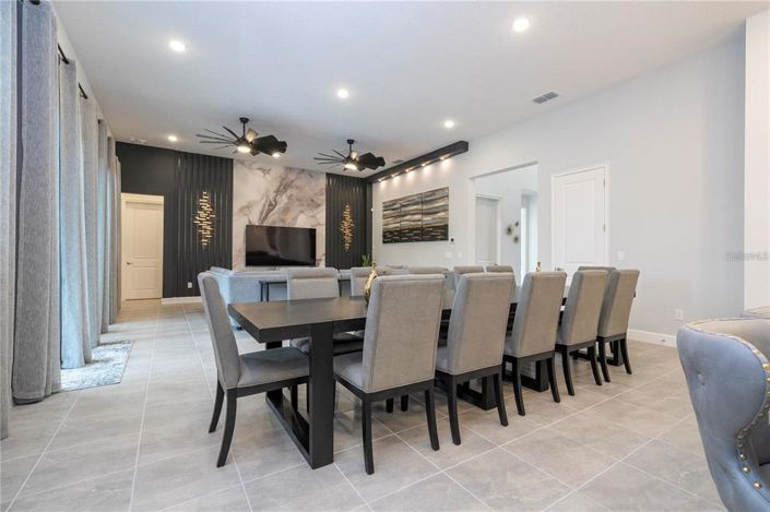 Image No.30-11 Bed Property for sale