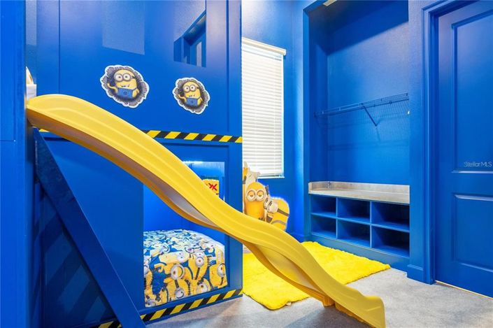 Image No.37-11 Bed Property for sale