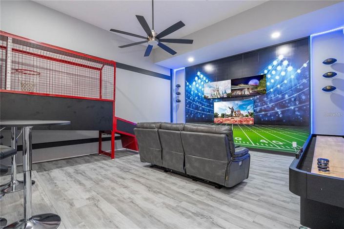 Image No.42-11 Bed Property for sale