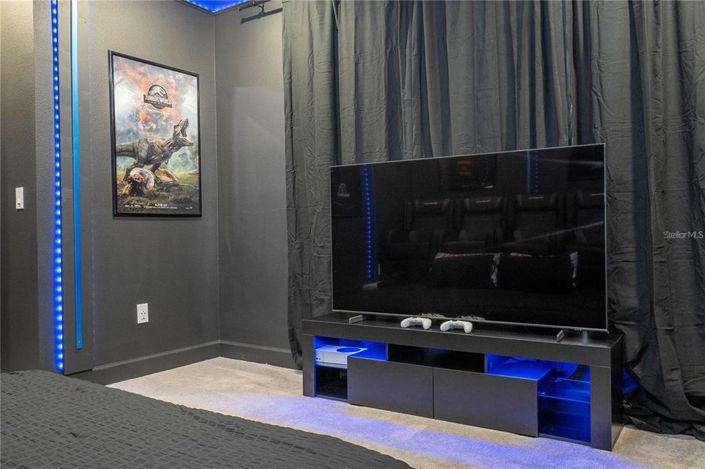 Image No.57-11 Bed Property for sale