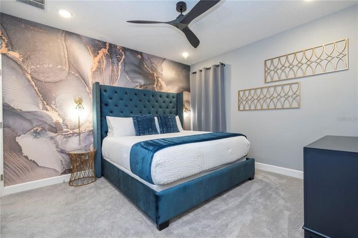 Image No.75-11 Bed Property for sale