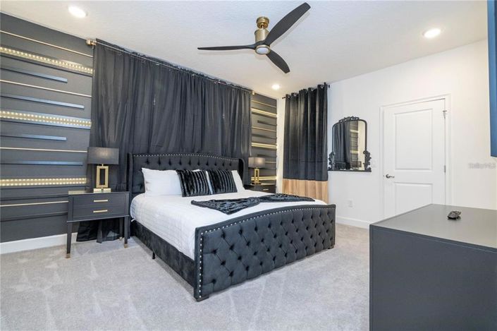 Image No.91-11 Bed Property for sale