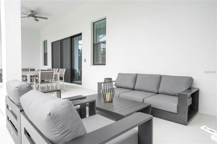 Image No.97-11 Bed Property for sale