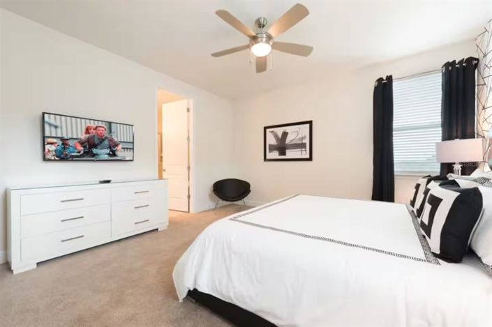 Image No.15-9 Bed Property for sale