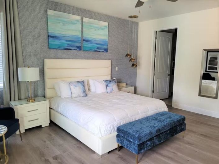 Image No.7-9 Bed Property for sale