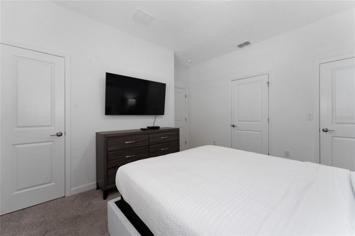 Image No.11-4 Bed Townhouse for sale