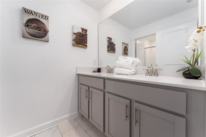 Image No.22-4 Bed Townhouse for sale